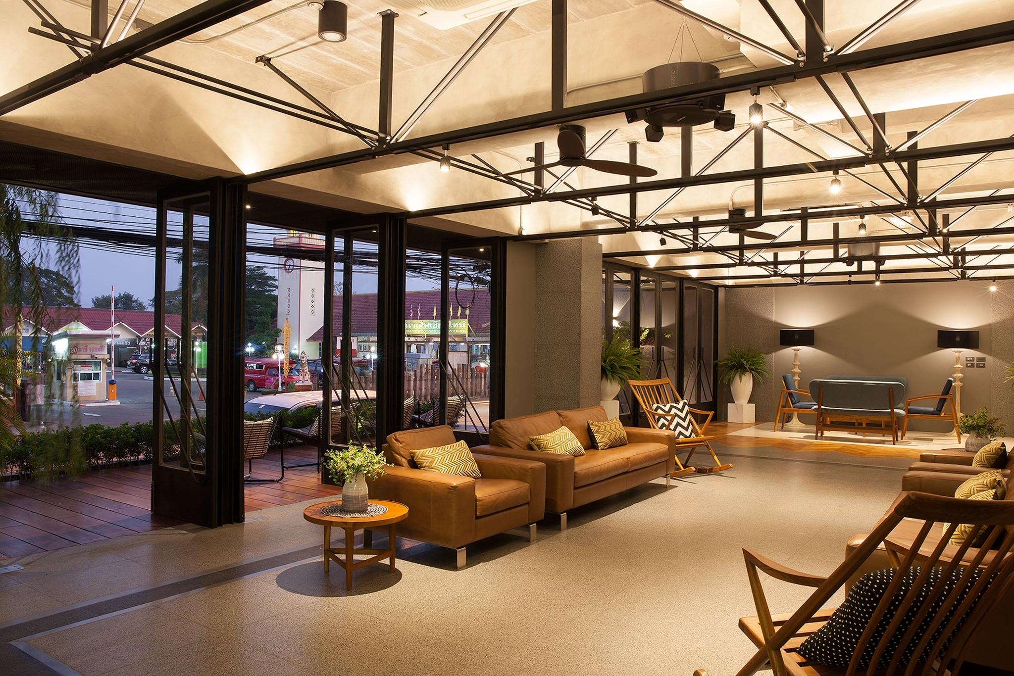 Bossotel מלון 3*
